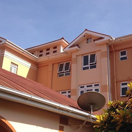J Residence Motel Entebbe Eksteriør billede