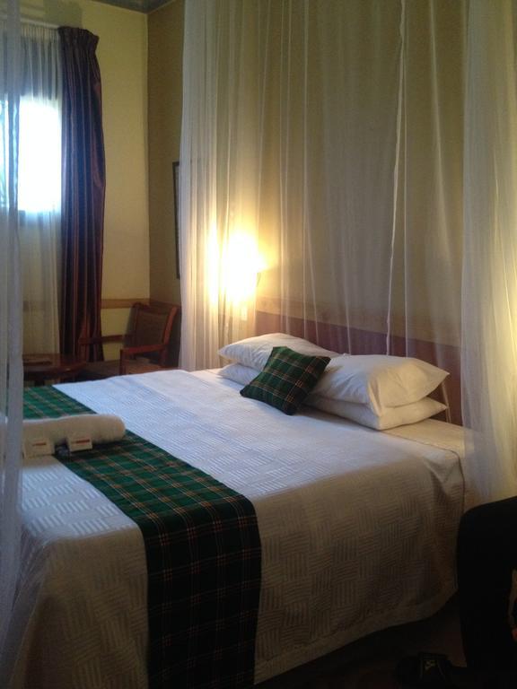 J Residence Motel Entebbe Værelse billede